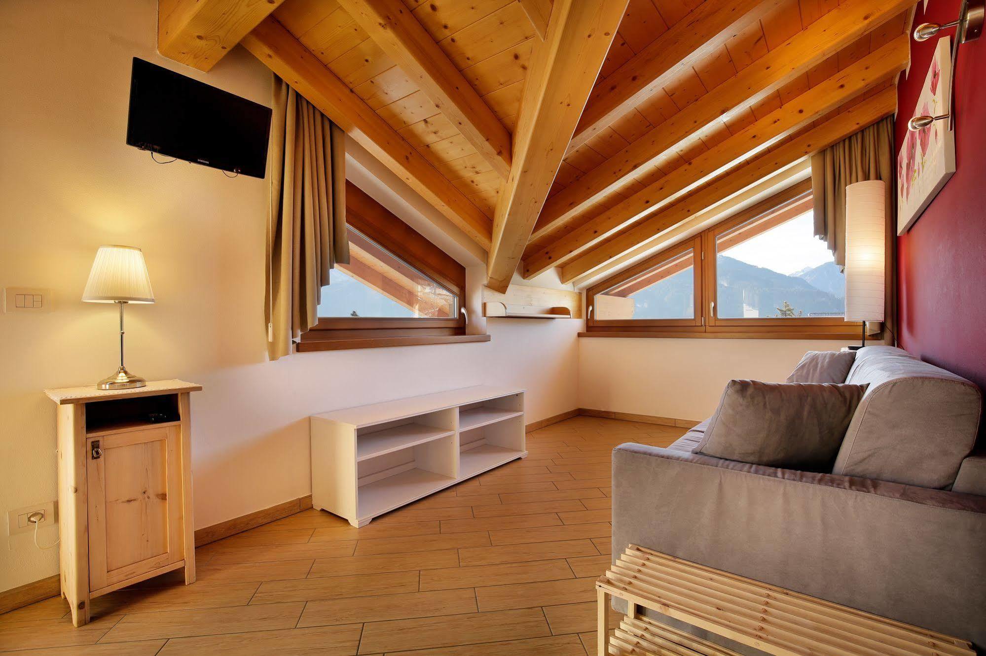 Villa Prafiori Кавалезе Екстериор снимка